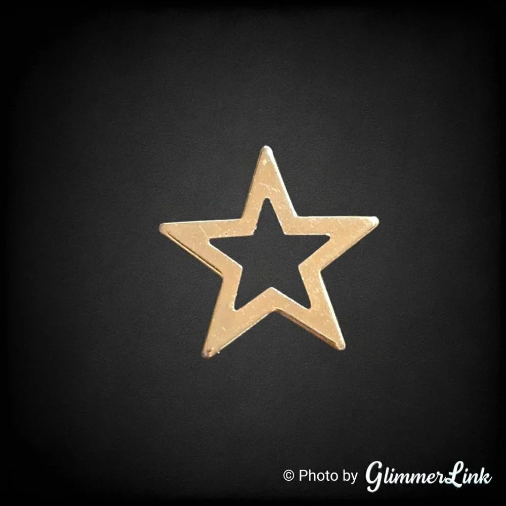 Vintage Openwork Star Gold Tone Tie Tack Pin